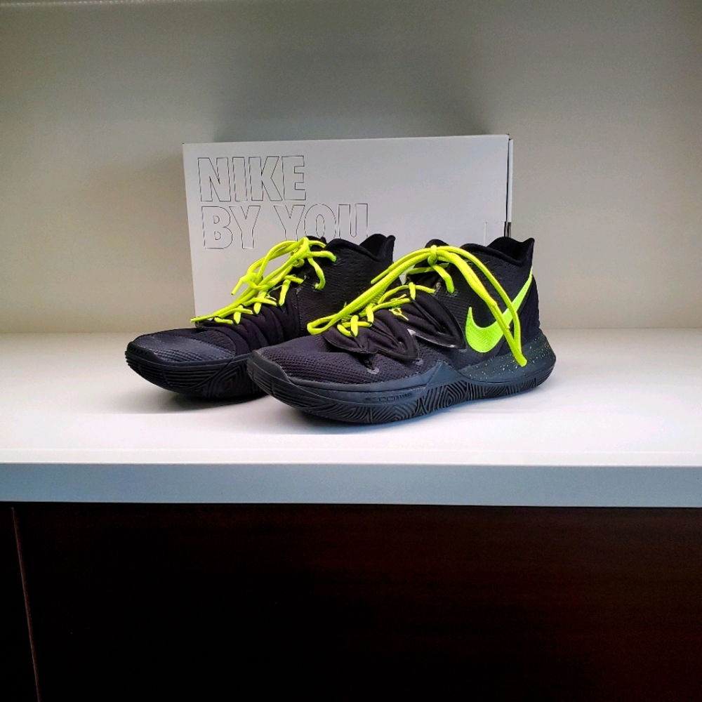 Boys Basketball Shoes